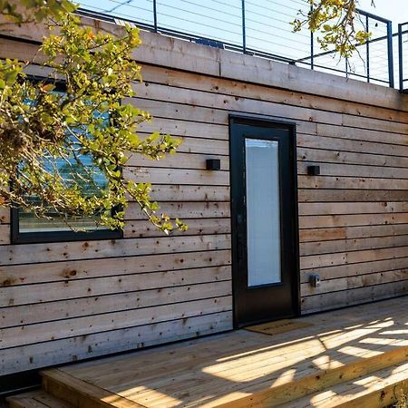 New! The Texas Longhorn-Luxury Container Home Fredericksburg Exteriér fotografie